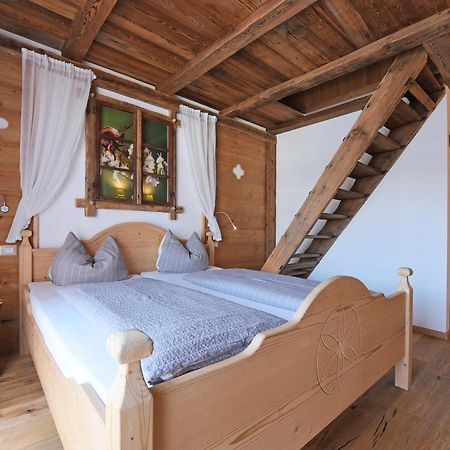Agriturismo Soleseid San Vigilio Di Marebbe Kültér fotó