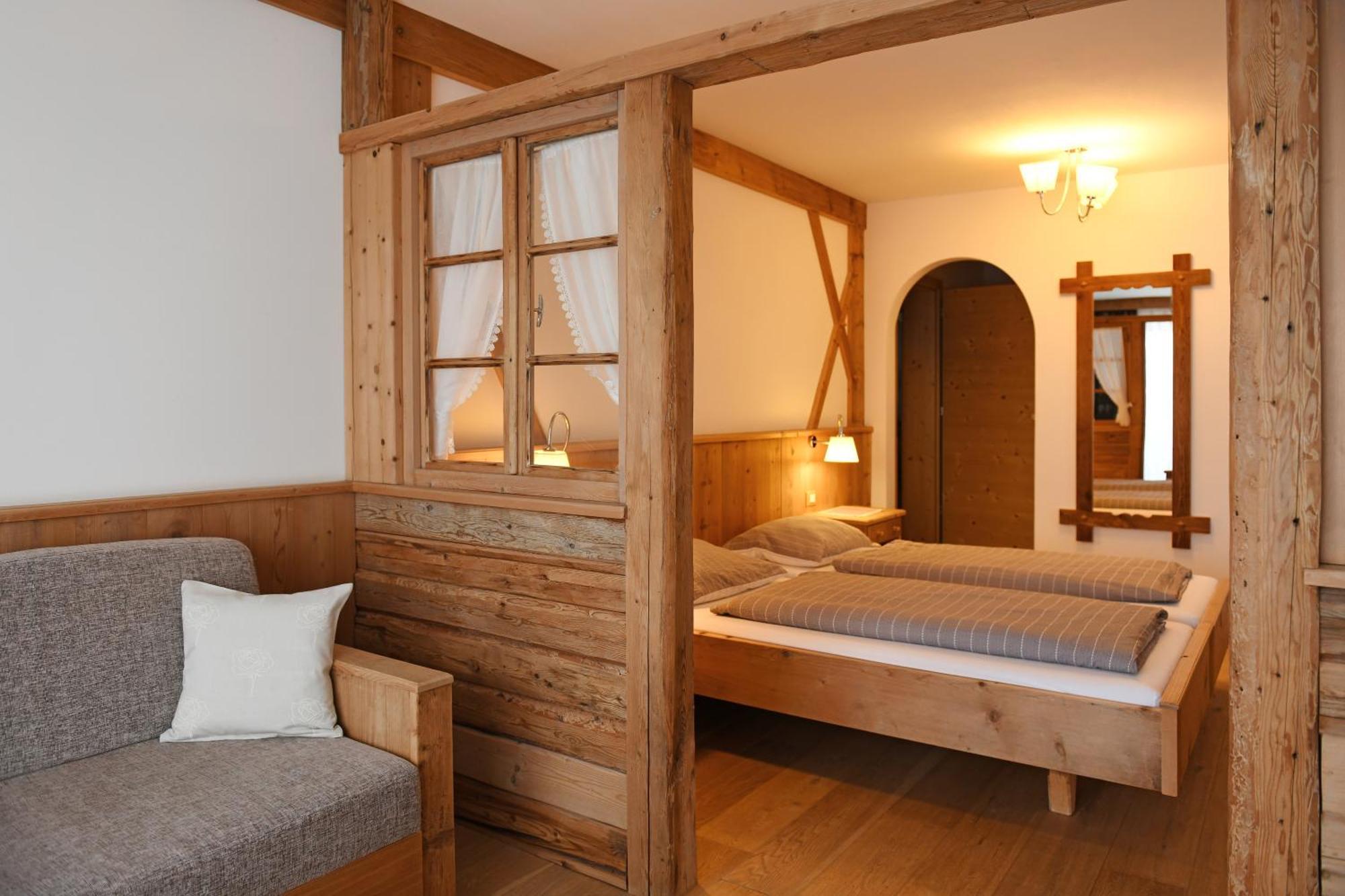 Agriturismo Soleseid San Vigilio Di Marebbe Kültér fotó