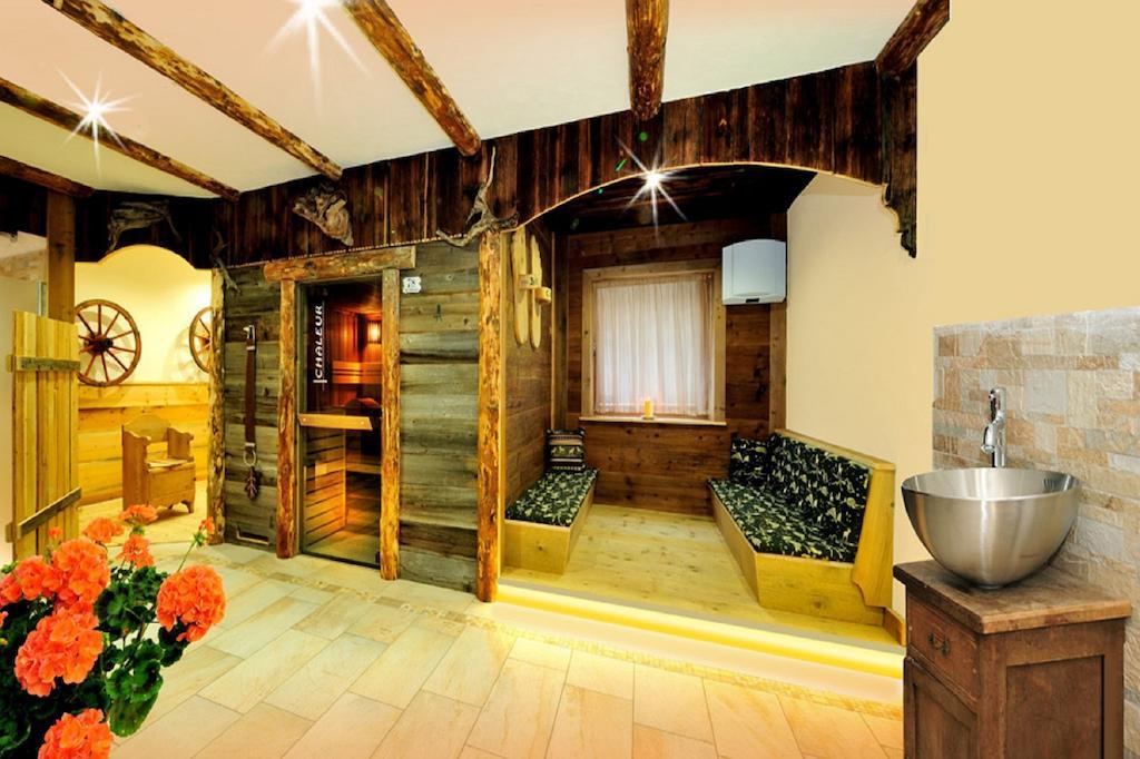 Agriturismo Soleseid San Vigilio Di Marebbe Kültér fotó